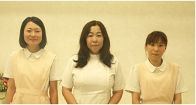 スタッフ集合写真